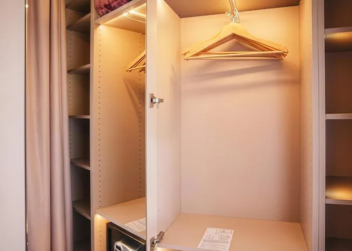 Hafentor 3* Hamburg